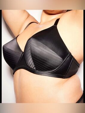 Savage X Fenty 40H Vintage Inspired Black Satin Bullet Bra NEW